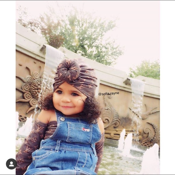 LV shirt and head wrap - Picture 2 of 2